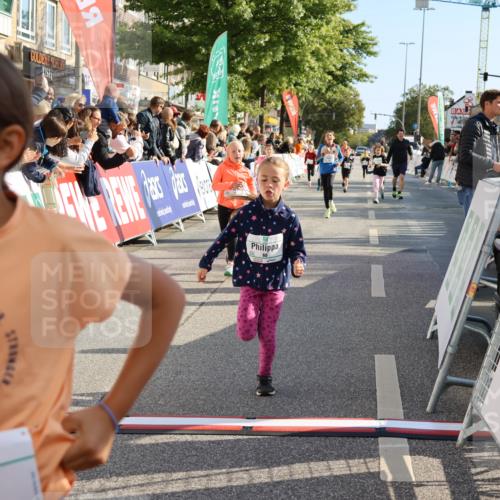 15.09.2024 - PSD Bank Halbmarathon Strokosch-Dieckow http://msf.ph/oto/7075747 15.09.2024 10:29:57 Ziel 15, 46, 60, 74, 80, 111, 112, 120, 164, 168, 185, 225, 286 meine-sportfotos.de