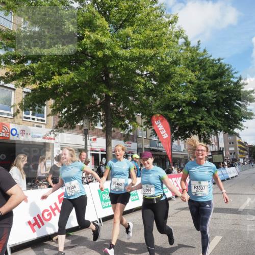 15.09.2024 - PSD Bank Halbmarathon Miley Keyser http://msf.ph/oto/7075754 15.09.2024 12:33:13 Ziel 1939, 3308, 3336, 3337, 3359, 3463 meine-sportfotos.de