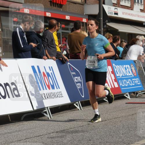 15.09.2024 - PSD Bank Halbmarathon Michael Strokosch http://msf.ph/oto/7075761 15.09.2024 12:16:11 Ziel 2027, 2109, 2244, 2369, 2859, 3081, 3148, 3149, 3165, 3166, 3465 meine-sportfotos.de