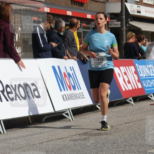 15.09.2024 - PSD Bank Halbmarathon Michael Strokosch http://msf.ph/oto/7075765 15.09.2024 12:16:11 Ziel 2027, 2109, 2244, 2369, 2859, 3081, 3148, 3149, 3165, 3166, 3465 meine-sportfotos.de