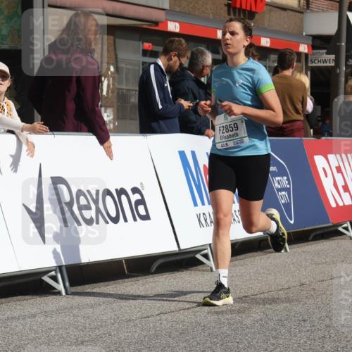 15.09.2024 - PSD Bank Halbmarathon Michael Strokosch http://msf.ph/oto/7075769 15.09.2024 12:16:11 Ziel 2027, 2109, 2244, 2369, 2859, 3081, 3148, 3149, 3165, 3166, 3465 meine-sportfotos.de