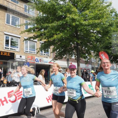 15.09.2024 - PSD Bank Halbmarathon Miley Keyser http://msf.ph/oto/7075770 15.09.2024 12:33:13 Ziel 1939, 3308, 3336, 3337, 3359, 3463 meine-sportfotos.de