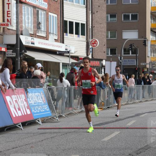 15.09.2024 - PSD Bank Halbmarathon Michael Strokosch http://msf.ph/oto/7075798 15.09.2024 11:07:17 Ziel 462, 464, 465 meine-sportfotos.de