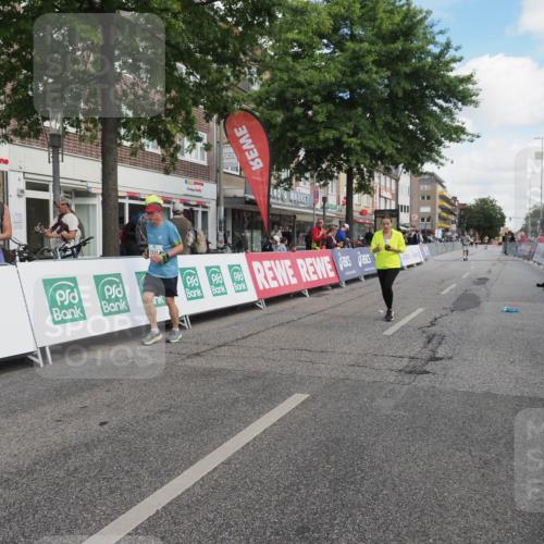 15.09.2024 - PSD Bank Halbmarathon Miley Keyser http://msf.ph/oto/7075816 15.09.2024 12:33:38 Ziel 2331, 3107 meine-sportfotos.de