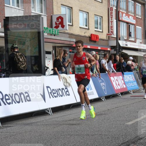 15.09.2024 - PSD Bank Halbmarathon Michael Strokosch http://msf.ph/oto/7075820 15.09.2024 11:07:18 Ziel 462, 464, 465, 482 meine-sportfotos.de