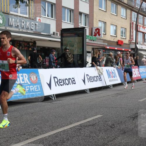 15.09.2024 - PSD Bank Halbmarathon Michael Strokosch http://msf.ph/oto/7075828 15.09.2024 11:07:19 Ziel 462, 464, 465, 469, 482 meine-sportfotos.de