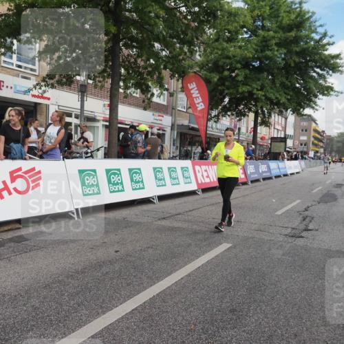15.09.2024 - PSD Bank Halbmarathon Miley Keyser http://msf.ph/oto/7075834 15.09.2024 12:33:40 Ziel 2331, 3107 meine-sportfotos.de