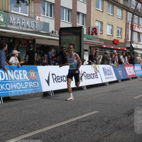 15.09.2024 - PSD Bank Halbmarathon Michael Strokosch http://msf.ph/oto/7075839 15.09.2024 11:07:20 Ziel 462, 464, 469, 482 meine-sportfotos.de