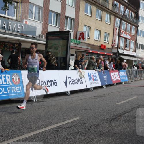 15.09.2024 - PSD Bank Halbmarathon Michael Strokosch http://msf.ph/oto/7075844 15.09.2024 11:07:20 Ziel 462, 464, 469, 482 meine-sportfotos.de