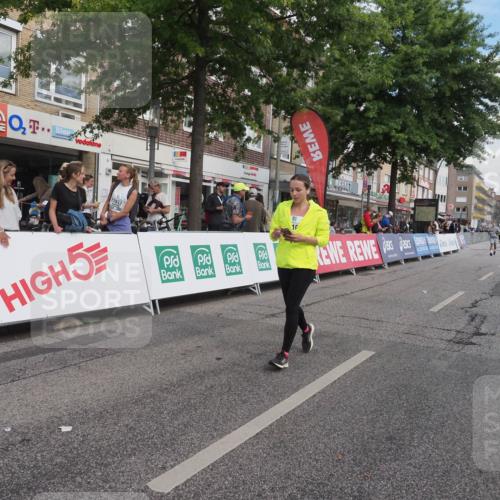15.09.2024 - PSD Bank Halbmarathon Miley Keyser http://msf.ph/oto/7075848 15.09.2024 12:33:41 Ziel 2331, 3107 meine-sportfotos.de