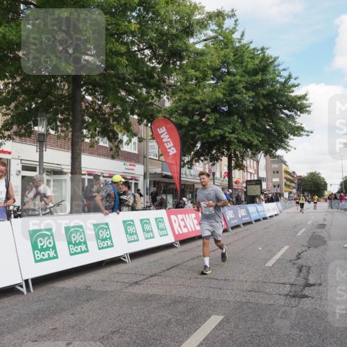 15.09.2024 - PSD Bank Halbmarathon Miley Keyser http://msf.ph/oto/7075890 15.09.2024 12:33:49 Ziel 1983, 2331, 3107, 3433, 3451 meine-sportfotos.de