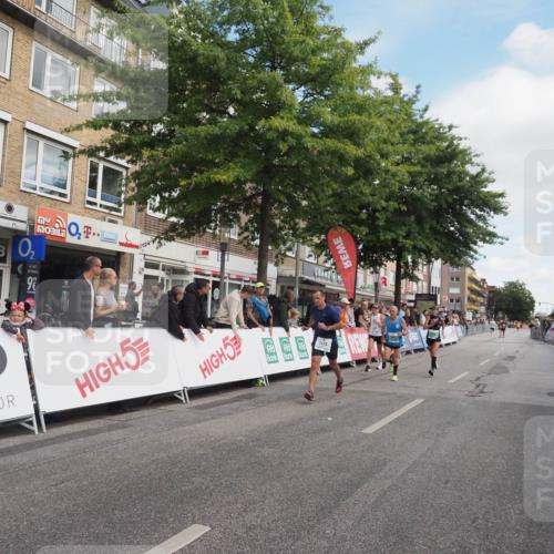 15.09.2024 - PSD Bank Halbmarathon Miley Keyser http://msf.ph/oto/7075900 15.09.2024 11:32:15 Ziel 698, 734, 804, 900, 902, 911, 1121, 1131, 2473, 2685, 2688 meine-sportfotos.de