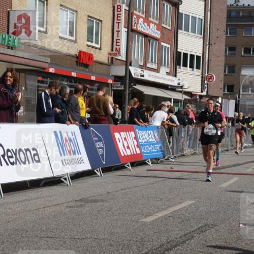 15.09.2024 - PSD Bank Halbmarathon Michael Strokosch http://msf.ph/oto/7075905 15.09.2024 12:16:27 Ziel 2342, 2453, 2911, 3061, 3082, 3097, 3148, 3149, 3165, 3166, 3233, 3465, 3474 meine-sportfotos.de