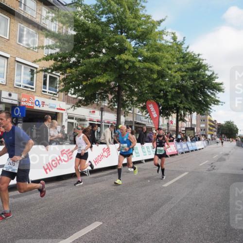 15.09.2024 - PSD Bank Halbmarathon Miley Keyser http://msf.ph/oto/7075947 15.09.2024 11:32:16 Ziel 698, 734, 804, 900, 902, 911, 1121, 1131, 2473, 2688 meine-sportfotos.de