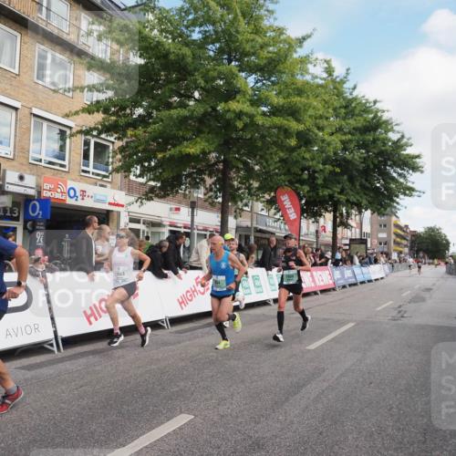 15.09.2024 - PSD Bank Halbmarathon Miley Keyser http://msf.ph/oto/7075950 15.09.2024 11:32:17 Ziel 698, 734, 804, 900, 902, 911, 1121, 1131, 2473, 2688 meine-sportfotos.de