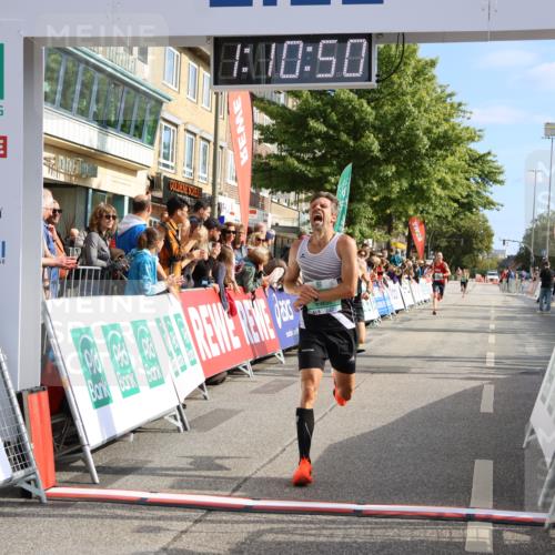 15.09.2024 - PSD Bank Halbmarathon Strokosch-Dieckow http://msf.ph/oto/7075983 15.09.2024 11:11:41 Ziel 515, 516, 548 meine-sportfotos.de