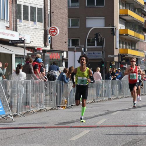 15.09.2024 - PSD Bank Halbmarathon Michael Strokosch http://msf.ph/oto/7075991 15.09.2024 11:08:04 Ziel 403, 408, 479, 483 meine-sportfotos.de