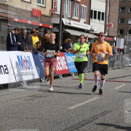 15.09.2024 - PSD Bank Halbmarathon Michael Strokosch http://msf.ph/oto/7075993 15.09.2024 12:16:33 Ziel 2342, 2396, 2911, 3061, 3082, 3097, 3233, 3474 meine-sportfotos.de