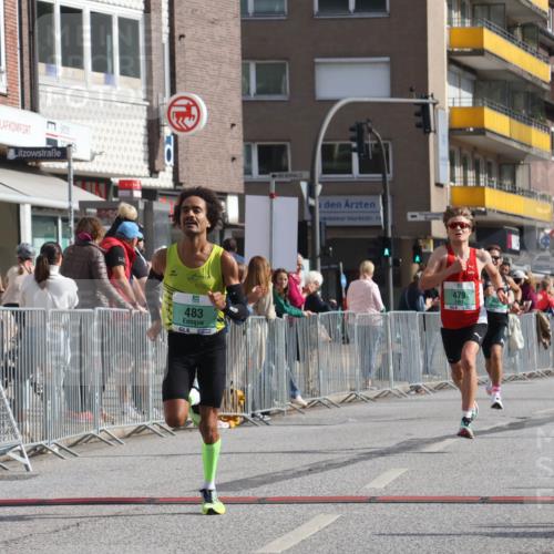 15.09.2024 - PSD Bank Halbmarathon Michael Strokosch http://msf.ph/oto/7076003 15.09.2024 11:08:05 Ziel 403, 408, 479, 483 meine-sportfotos.de