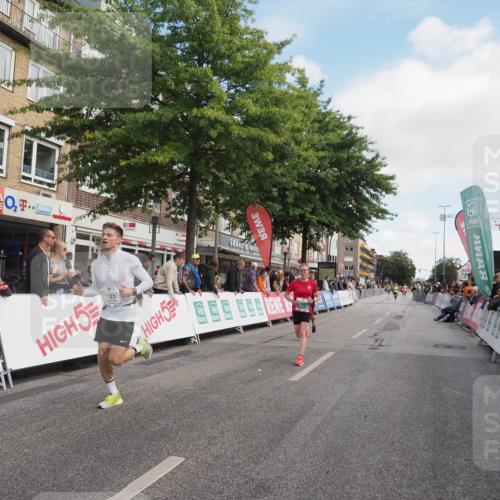15.09.2024 - PSD Bank Halbmarathon Miley Keyser http://msf.ph/oto/7076014 15.09.2024 11:32:26 Ziel 698, 731, 804, 902, 911, 1121, 1135, 1447, 2478, 2608 meine-sportfotos.de