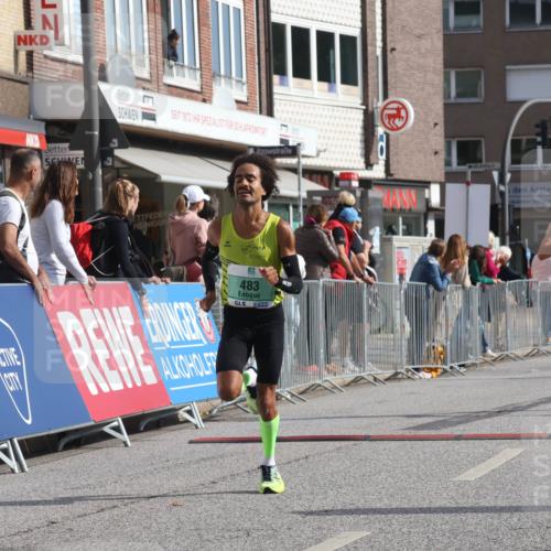 15.09.2024 - PSD Bank Halbmarathon Michael Strokosch http://msf.ph/oto/7076020 15.09.2024 11:08:05 Ziel 403, 408, 479, 483 meine-sportfotos.de