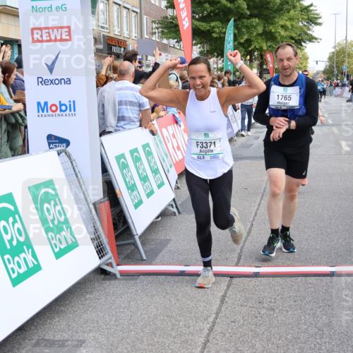 15.09.2024 - PSD Bank Halbmarathon Strokosch-Dieckow http://msf.ph/oto/7076040 15.09.2024 12:24:35 Ziel 1765, 1997, 2081, 2527, 3008, 3256, 3339, 3371, 3452, 3543 meine-sportfotos.de