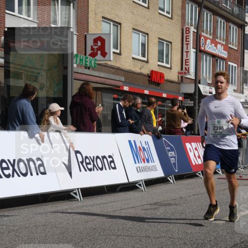 15.09.2024 - PSD Bank Halbmarathon Michael Strokosch http://msf.ph/oto/7076054 15.09.2024 12:16:38 Ziel 2342, 2396, 2911, 3097, 3102, 3140, 3233, 3474, 3493, 3494 meine-sportfotos.de