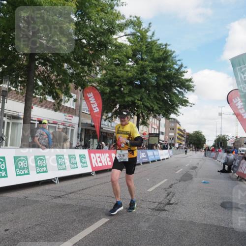 15.09.2024 - PSD Bank Halbmarathon Miley Keyser http://msf.ph/oto/7076087 15.09.2024 12:34:02 Ziel 1983, 2376, 3433, 3451 meine-sportfotos.de