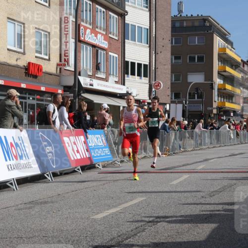 15.09.2024 - PSD Bank Halbmarathon Michael Strokosch http://msf.ph/oto/7076105 15.09.2024 11:08:14 Ziel 403, 408, 474, 475, 479, 483, 491 meine-sportfotos.de