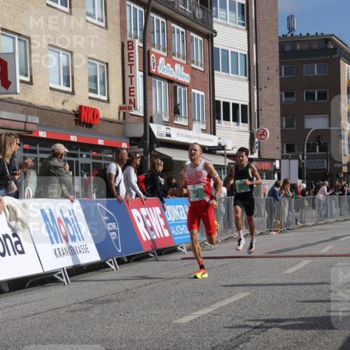 15.09.2024 - PSD Bank Halbmarathon Michael Strokosch http://msf.ph/oto/7076109 15.09.2024 11:08:14 Ziel 403, 408, 474, 475, 479, 483, 491 meine-sportfotos.de