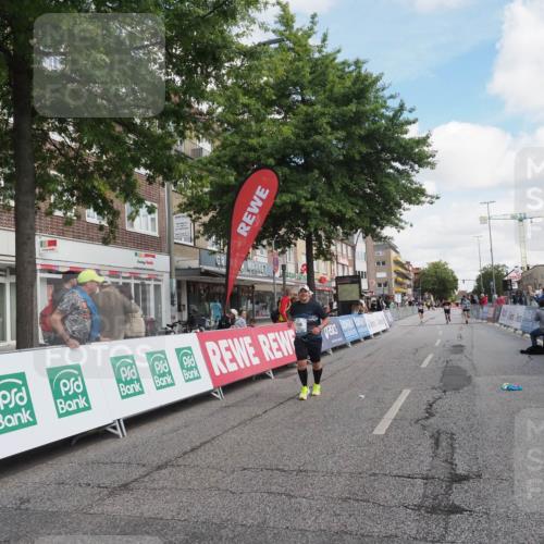 15.09.2024 - PSD Bank Halbmarathon Miley Keyser http://msf.ph/oto/7076110 15.09.2024 12:34:17 Ziel 2348, 3409 meine-sportfotos.de