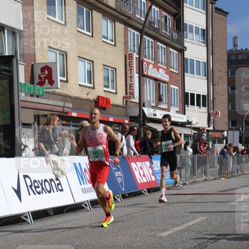 15.09.2024 - PSD Bank Halbmarathon Michael Strokosch http://msf.ph/oto/7076122 15.09.2024 11:08:15 Ziel 403, 474, 475, 479, 483, 491, 493 meine-sportfotos.de
