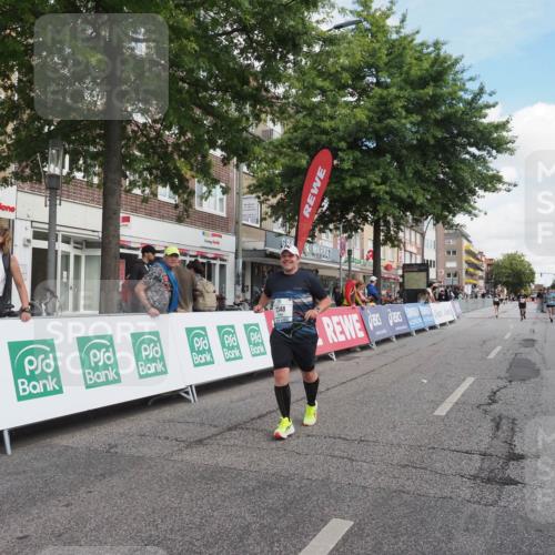 15.09.2024 - PSD Bank Halbmarathon Miley Keyser http://msf.ph/oto/7076161 15.09.2024 12:34:18 Ziel 2348, 3409 meine-sportfotos.de