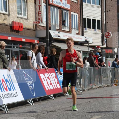 15.09.2024 - PSD Bank Halbmarathon Michael Strokosch http://msf.ph/oto/7076176 15.09.2024 11:08:22 Ziel 403, 474, 475, 491, 493, 1076 meine-sportfotos.de