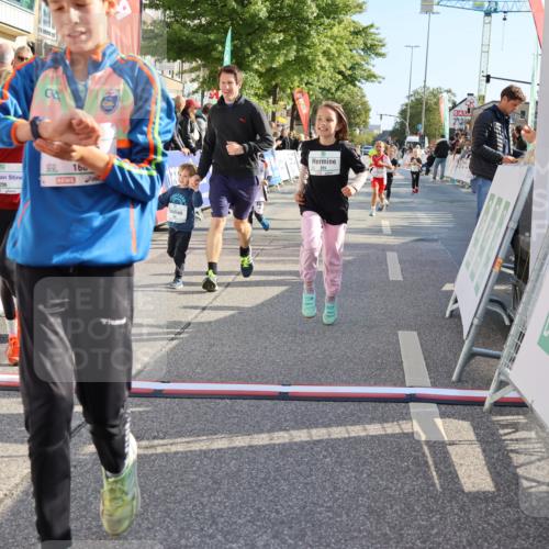 15.09.2024 - PSD Bank Halbmarathon Strokosch-Dieckow http://msf.ph/oto/7076185 15.09.2024 10:30:04 Ziel 3, 15, 46, 60, 63, 74, 80, 164, 168, 171, 185, 218, 225, 246, 286 meine-sportfotos.de