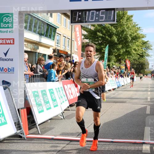 15.09.2024 - PSD Bank Halbmarathon Strokosch-Dieckow http://msf.ph/oto/7076191 15.09.2024 11:11:42 Ziel 515, 516, 548 meine-sportfotos.de