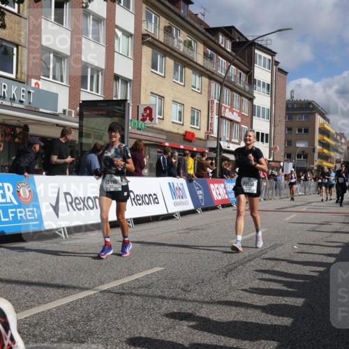 15.09.2024 - PSD Bank Halbmarathon Michael Strokosch http://msf.ph/oto/7076215 15.09.2024 12:16:50 Ziel 1157, 2117, 2270, 2277, 2396, 2526, 2969, 3102, 3109, 3118, 3140, 3193, 3493, 3494, 3558 meine-sportfotos.de