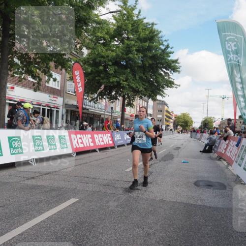 15.09.2024 - PSD Bank Halbmarathon Miley Keyser http://msf.ph/oto/7076237 15.09.2024 12:34:26 Ziel 1716, 2348, 3409 meine-sportfotos.de
