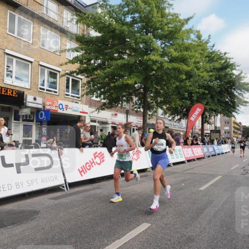 15.09.2024 - PSD Bank Halbmarathon Miley Keyser http://msf.ph/oto/7076243 15.09.2024 11:32:46 Ziel 718, 762, 927, 936, 1059, 1084, 1122, 1141, 1164, 1447, 2608, 2649 meine-sportfotos.de