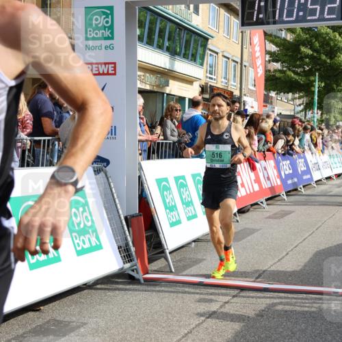 15.09.2024 - PSD Bank Halbmarathon Strokosch-Dieckow http://msf.ph/oto/7076256 15.09.2024 11:11:43 Ziel 515, 516, 548 meine-sportfotos.de
