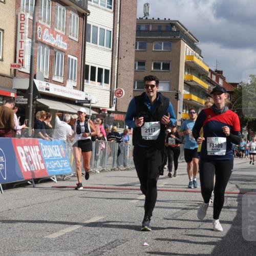 15.09.2024 - PSD Bank Halbmarathon Michael Strokosch http://msf.ph/oto/7076261 15.09.2024 12:16:54 Ziel 1157, 1596, 2117, 2270, 2277, 2526, 2686, 2969, 3102, 3109, 3118, 3140, 3193, 3403, 3493, 3494, 3558 meine-sportfotos.de