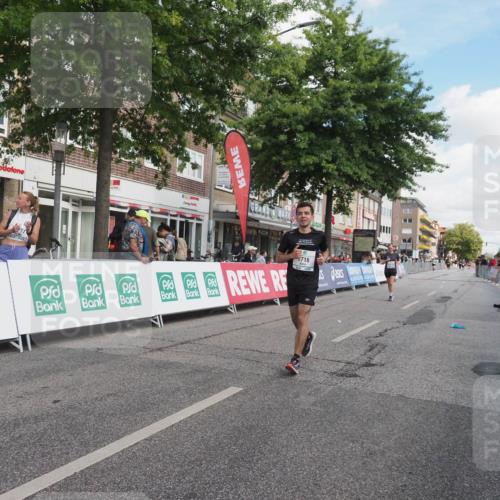 15.09.2024 - PSD Bank Halbmarathon Miley Keyser http://msf.ph/oto/7076275 15.09.2024 12:34:28 Ziel 1716, 2348, 3409 meine-sportfotos.de