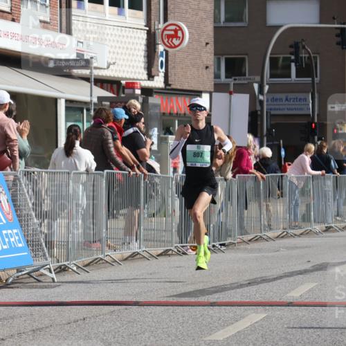15.09.2024 - PSD Bank Halbmarathon Michael Strokosch http://msf.ph/oto/7076315 15.09.2024 11:08:38 Ziel 477, 487, 562, 807, 1076 meine-sportfotos.de