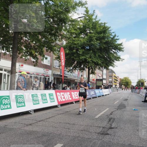 15.09.2024 - PSD Bank Halbmarathon Miley Keyser http://msf.ph/oto/7076324 15.09.2024 12:34:31 Ziel 1716, 2348, 2918, 3409 meine-sportfotos.de