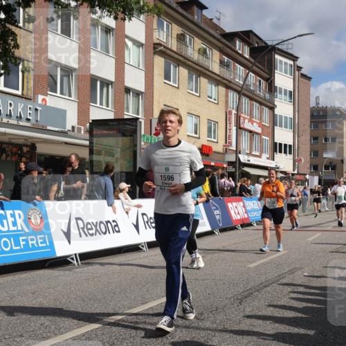 15.09.2024 - PSD Bank Halbmarathon Michael Strokosch http://msf.ph/oto/7076383 15.09.2024 12:17:04 Ziel 792, 1157, 1596, 2117, 2270, 2277, 2305, 2306, 2686, 2969, 3109, 3118, 3130, 3250, 3403, 3425, 3507 meine-sportfotos.de