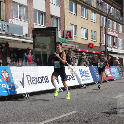 15.09.2024 - PSD Bank Halbmarathon Michael Strokosch http://msf.ph/oto/7076427 15.09.2024 11:08:52 Ziel 496, 525, 807 meine-sportfotos.de