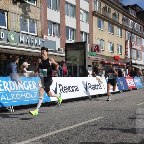15.09.2024 - PSD Bank Halbmarathon Michael Strokosch http://msf.ph/oto/7076431 15.09.2024 11:08:52 Ziel 496, 525, 807 meine-sportfotos.de