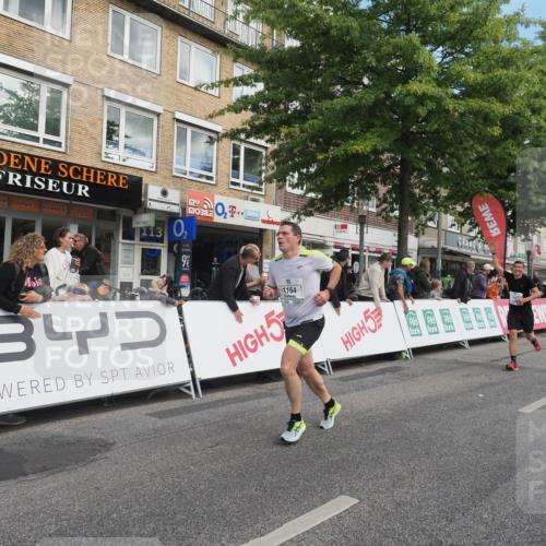 15.09.2024 - PSD Bank Halbmarathon Miley Keyser http://msf.ph/oto/7076434 15.09.2024 11:33:01 Ziel 718, 762, 927, 1055, 1059, 1127, 1164, 1176, 1580 meine-sportfotos.de