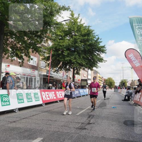 15.09.2024 - PSD Bank Halbmarathon Miley Keyser http://msf.ph/oto/7076454 15.09.2024 12:34:54 Ziel 2438, 3151, 3251, 3273, 3485 meine-sportfotos.de