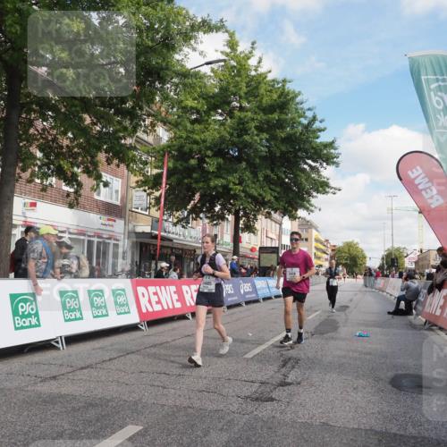 15.09.2024 - PSD Bank Halbmarathon Miley Keyser http://msf.ph/oto/7076458 15.09.2024 12:34:54 Ziel 2438, 3151, 3251, 3273, 3485 meine-sportfotos.de